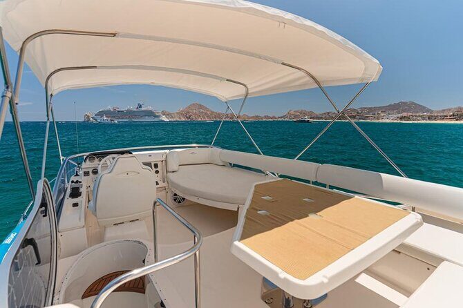 Luxury Yacht Experience in Los Cabos 45 FT - An Inside Look at the Yacht Experience