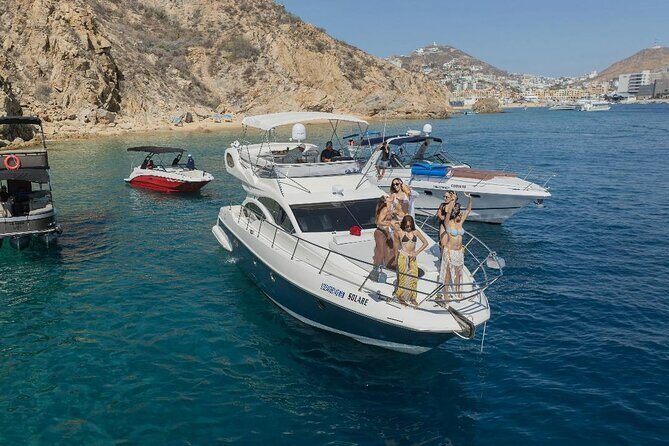 Luxury Yacht Experience in Los Cabos 45 FT - FAQ
