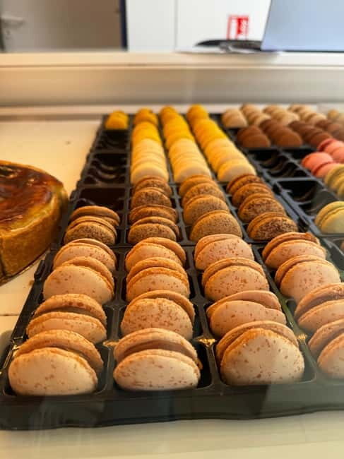 Lyon: Pastries and Chocolate Walking Food Tour w/6+ Tastings - The Guide & Group Size: Personal and Engaging
