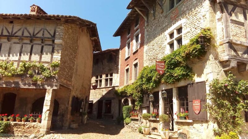 Lyon: Pérouges & Bugey Wine Tour with Tastings - A Detailed Look at the Tour