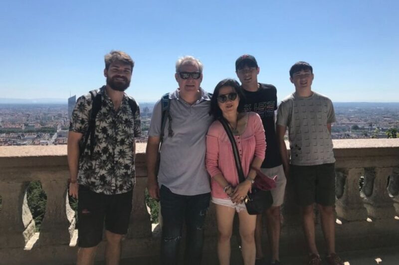 Lyon: Private custom tour with a local guide - FAQs