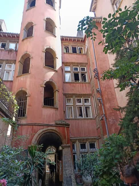 Lyon: Private Walking Tour of the City - Key Points