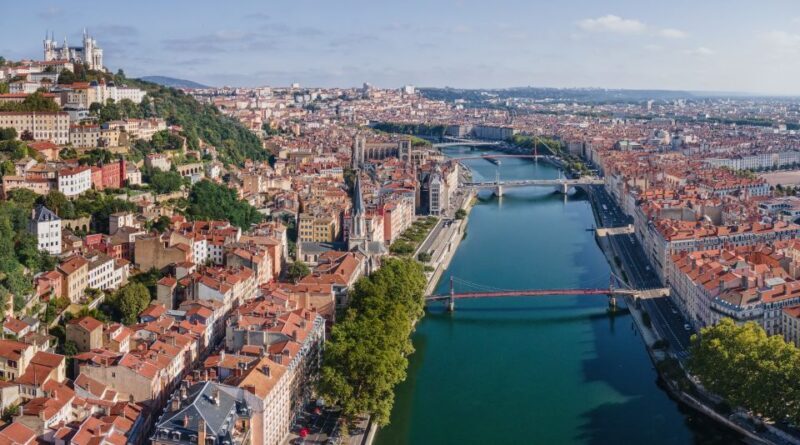 Lyon: Private Walking Tour of UNESCO Old Districts - FAQs