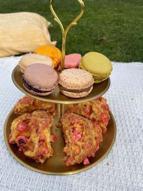 Lyon: Tête d'Or Park Gourmet Picnic Basket - What Are the Highlights of This Experience?