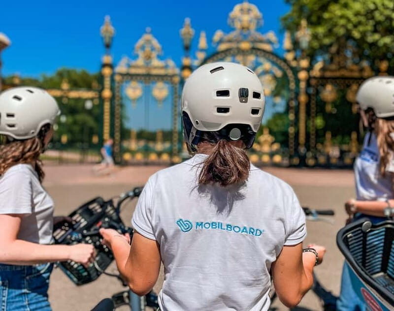 Lyon: Tête d'Or park on an electric bike Tour - Key Points