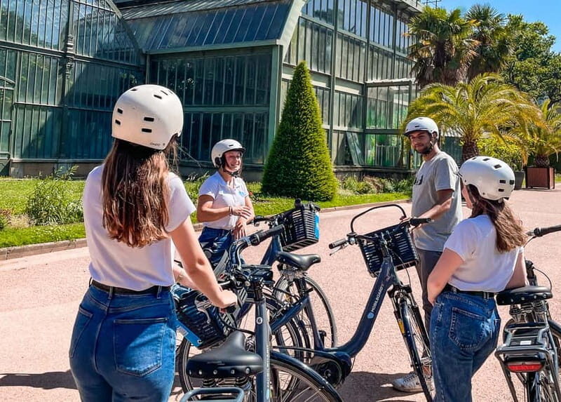 Lyon: Tête d'Or park on an electric bike Tour - FAQ