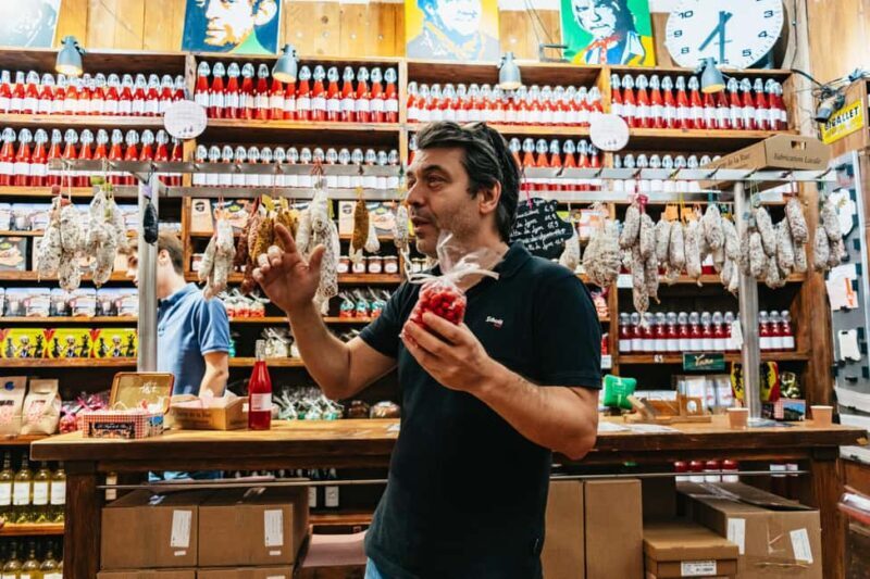 Lyon: Vieux Lyon Food Tasting Walking Tour - Key Points