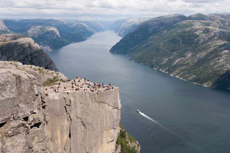 Lysefjorden: 4-Day Cycling Tour with Preikestolen Hike - Key Points