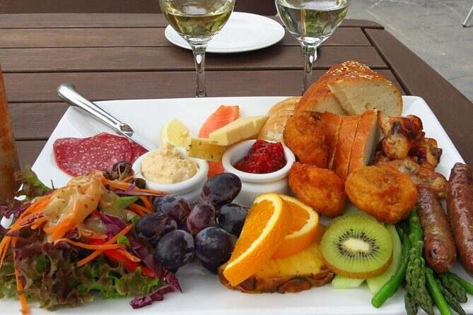 Lyttelton Shore Excursion - Waipara Wine Tour With Lunch - Who Should Consider This Tour?