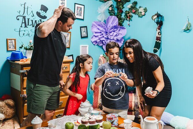 Mad Hatter's Hat Escape Room Experiences - The Experience Itself: What Can You Expect?