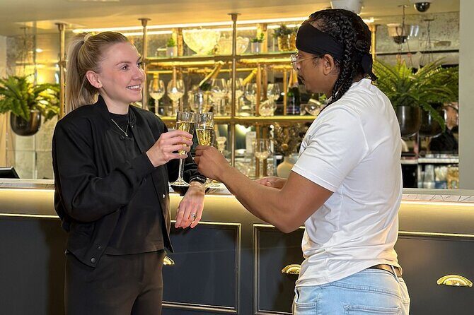 Madame Tussauds London Fast Track and Champagne Experience - What about timing and booking?