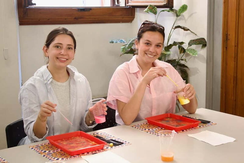 Made in Florence: Your Paper Marbling Experience - An In-Depth Look at the Paper Marbling Workshop