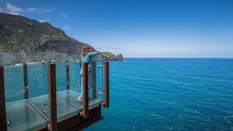 Madeira Funchal:East Tour Pico Arieiro & Santana&Laurissilva - Santana’s triangle houses: charming, but go with the flow