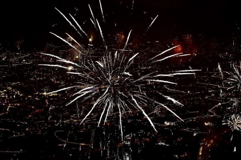 Madeira: New Years Eve Fireworks Catamaran Cruise - Starting the Night: Departure and Coastal Views