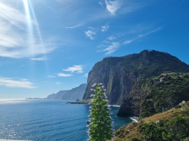Madeira : Santana, Pico Arieiro, walk full day 4x4 Jeep tour - Key Points