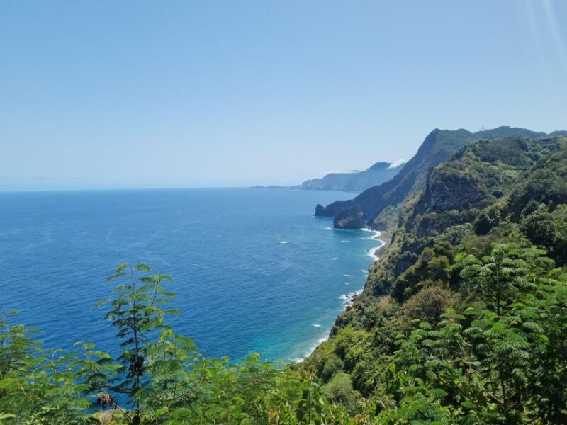 Madeira : Santana, Pico Arieiro, walk full day 4x4 Jeep tour - FAQs