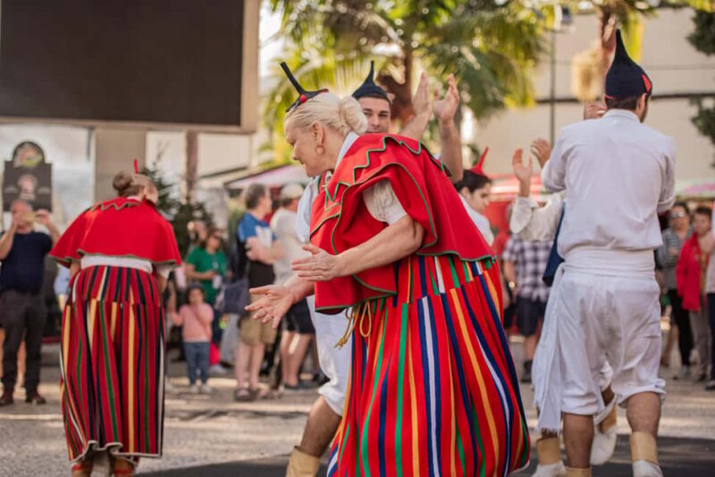 Madeira: Traditional Espetada Dinner with Folklore Show - FAQ