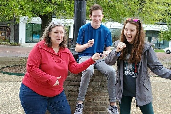 Madison City Scavenger Hunt Excursion by Operation City Quest - Key Points