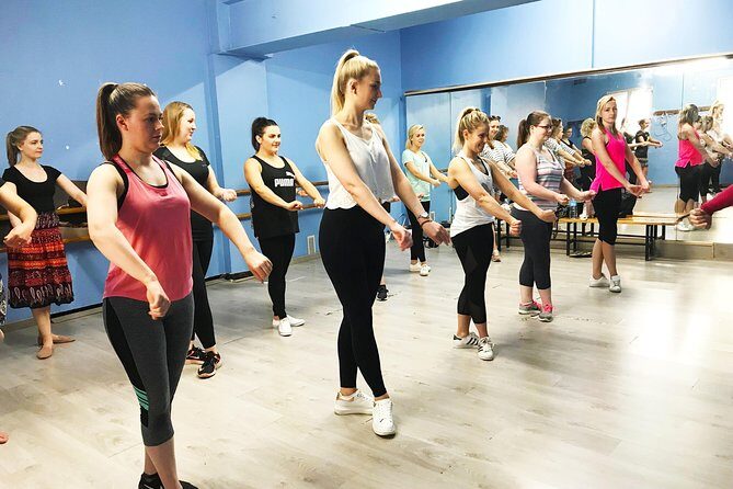 Madrid: 1-Hour Flamenco Class Experience - What to Expect from Madrid’s Flamenco Class