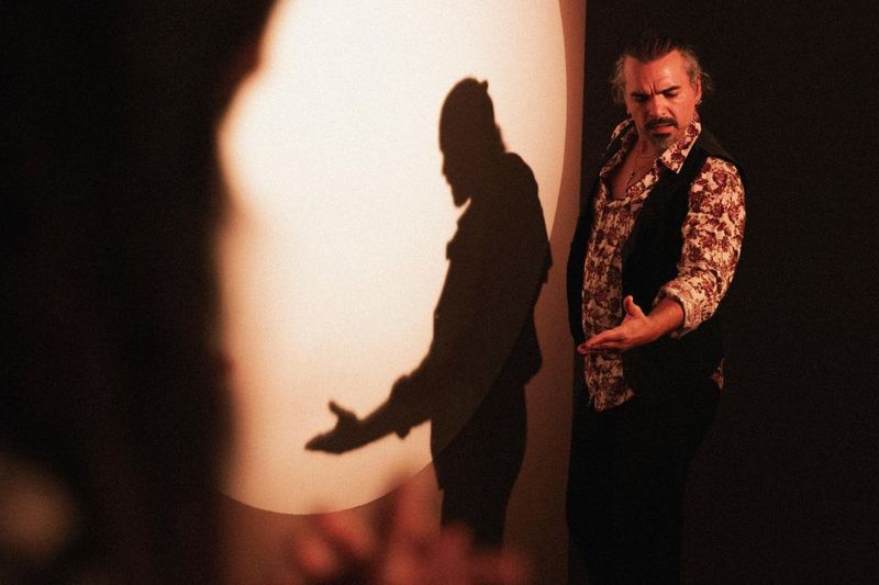 Madrid: 1-Hour Traditional Flamenco Show at Centro Cultural - Before or after: gallery time and Chueca snacks