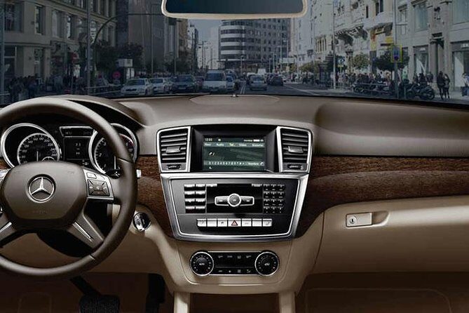 Madrid Airport to City Center: 1-Way Premium Private Transfer - The Meeting Point and Logistics