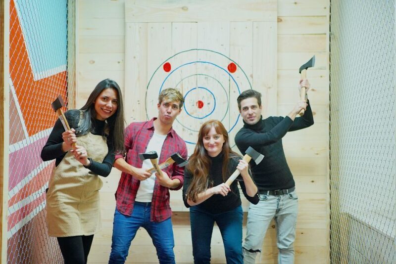 Madrid: Axe Throwing Challenge - The Experience Itself