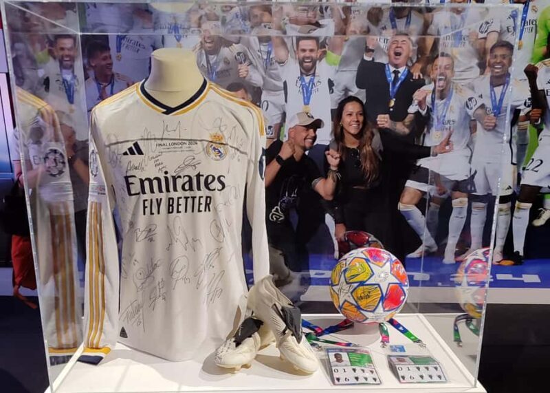 Madrid: Bernabéu Stadium Guided Tour With Megafan Upgrade - Key Points