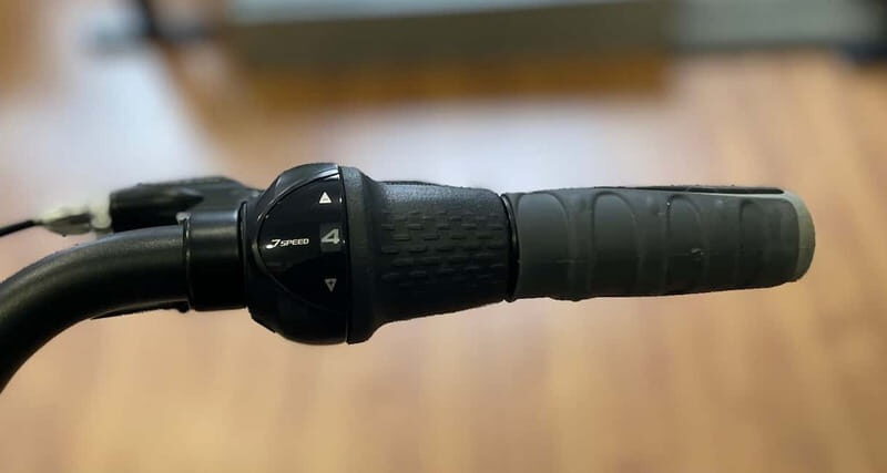 Madrid: Bike Rental with tourist map - Key Points