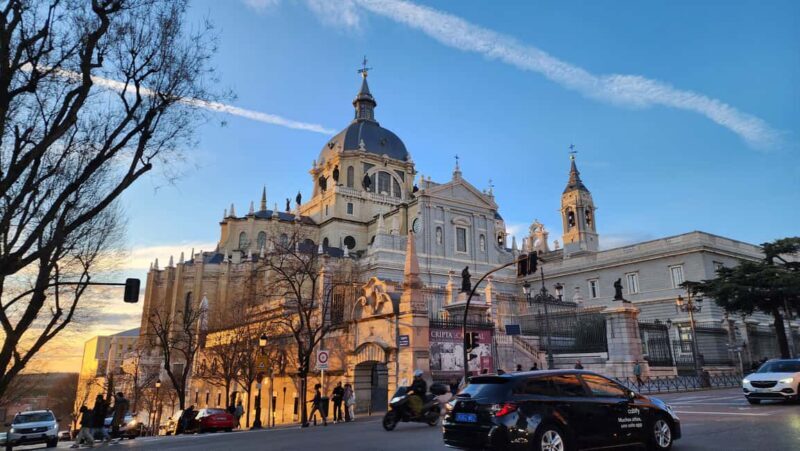 Madrid by Eco Tuk: Private tour, choose your duration! - Who Is This Tour Best For?