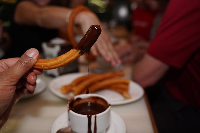 Madrid by Night: Tapas Crawl, Local Drinks & Hidden Gems - The Drink Pairings: Vermouth, House Wine, and a Very Madrid Liquor