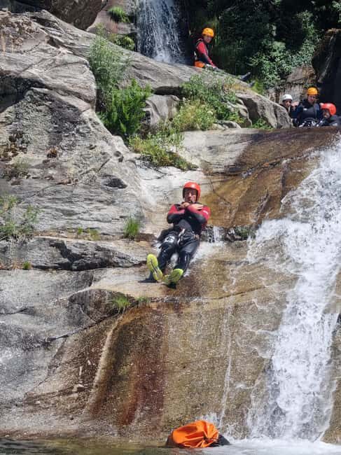 Madrid: Canyoning Tour - Aquatic Adventure with an Expert Guide - Exploring the Somosierra Canyoning Experience