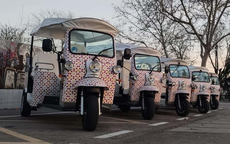Madrid: City Tours - 6 seats private ecological tuk tuk - What to Expect During the Tour