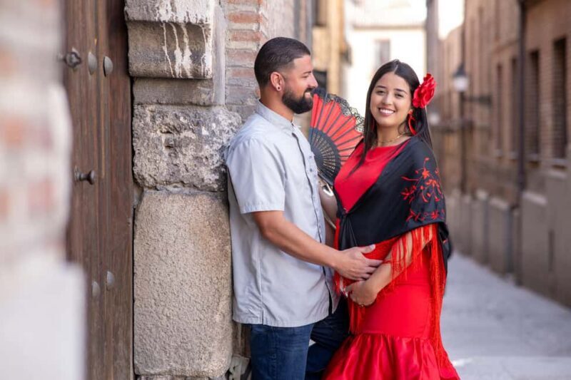 Madrid: Flamenca Photoshoot with Dress and Props - Key Points