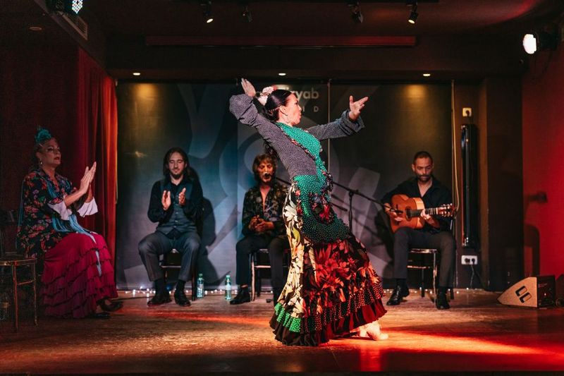 "Algarabía": Flamenco Show at Café Ziryab. Madrid - Getting there and handling small practicalities in Madrid