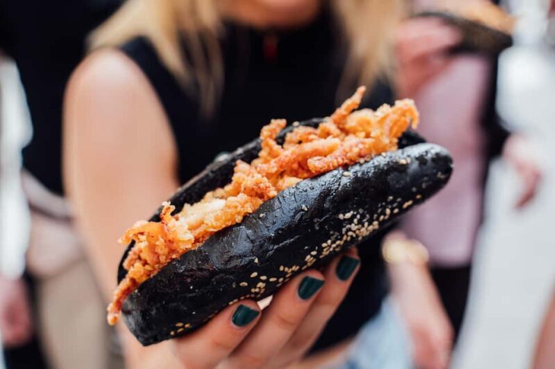 Madrid Guided Food Tour with Tapas and Spanish Wine - The Role of the Guide and Group Size