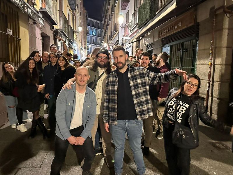 Madrid: Guided Pub Crawl Madrid Experience and Club Entry - Dress code and rules: your outfit can matter more than your mood