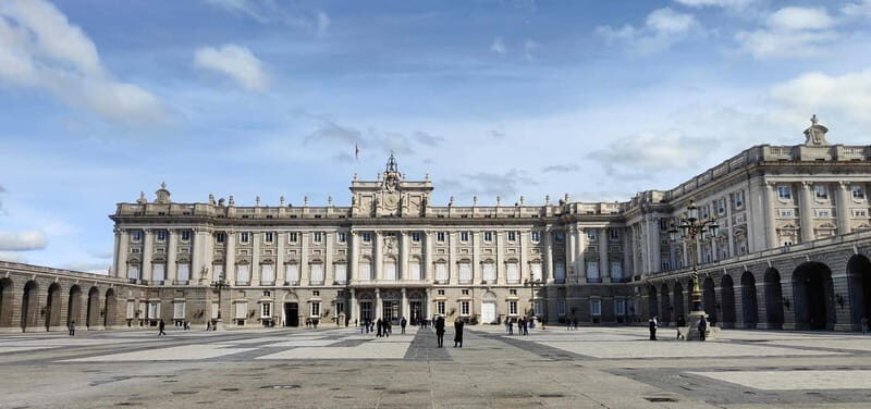 Madrid: Guided tour of the Royal Palace in French - Introduction: Why This Tour Stands Out