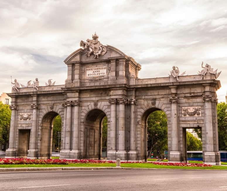Madrid: Highlights City Tour by Electric Tuk Tuk - FAQ