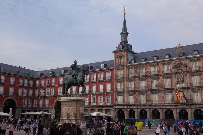 Madrid Highlights Private Walking Tour - Is This Tour Worth the Price?