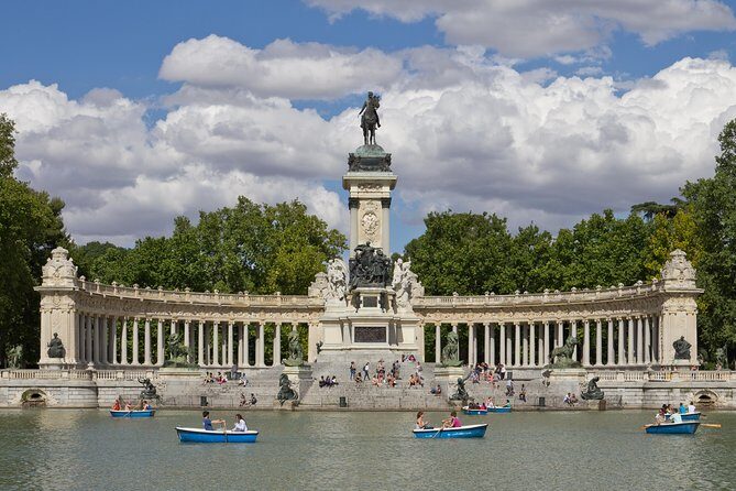 Madrid Highlights Private Walking Tour - Who Should Consider This Tour?