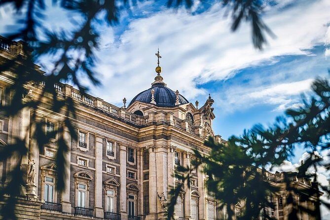 Madrid Highlights & Royal Palace Private Tour with Hotel pick up - A Closer Look at the Tour: What to Expect