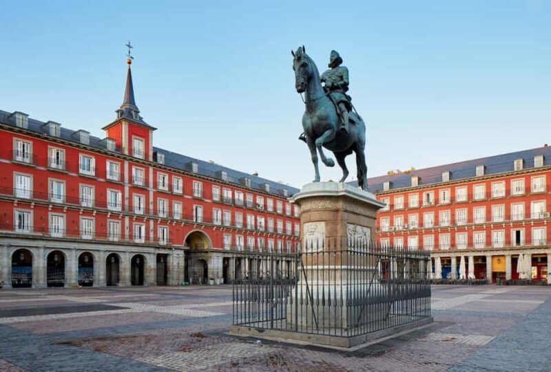 Madrid Historical in French (petit comité & private) - Key Points