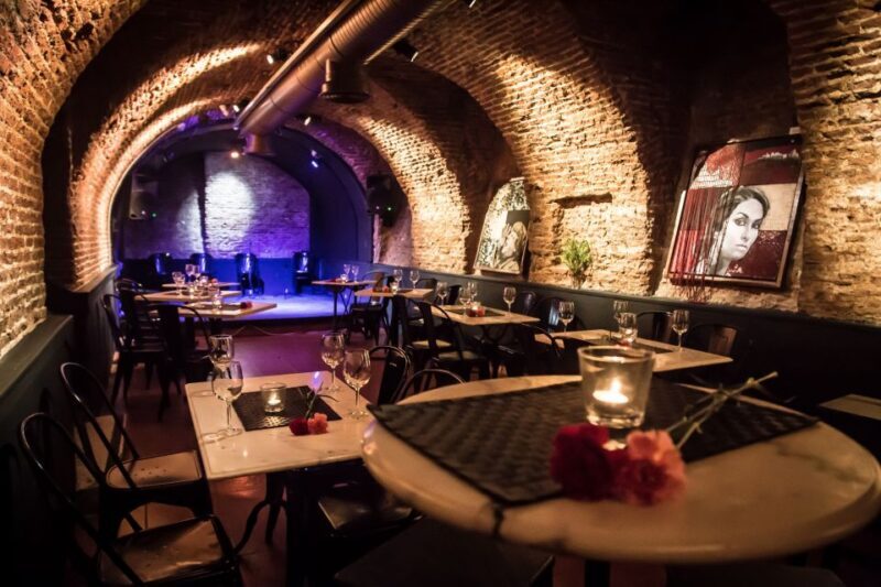 Madrid: La Cueva de Lola Flamenco Show Tickets with Drink - The Experience: Our Take