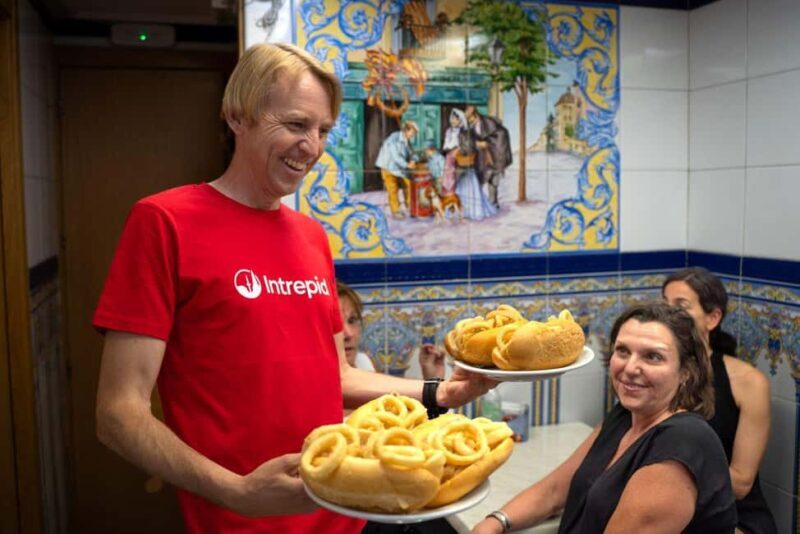 Madrid: Local Tapas, Drinks, and Hidden Gems Walking Tour - The Experience: What You Can Expect