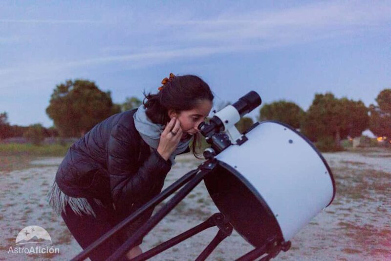 Madrid: Night sky observation with an expert astronomer - Key Points