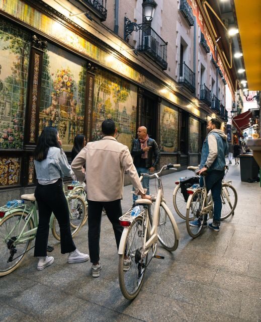 Madrid Night : Vintage Bike Ride Under the Christmas Lights - Authentic Traveler Experiences and Insights