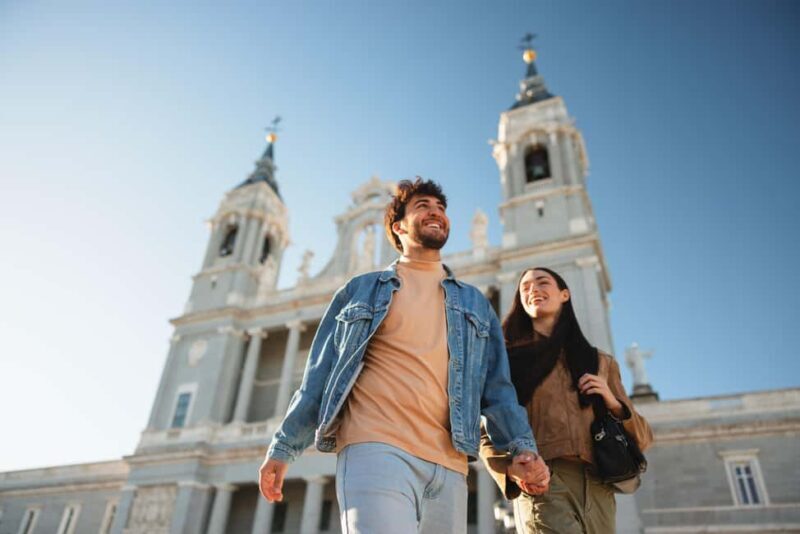 Madrid: Plaza Mayor & Royal Palace Photoshoot - Who Should Consider This Experience?