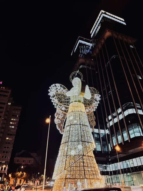 Madrid: Private Christmas Lights Tour in a Tuk Tuk to the rhythm of Christmas Carols - FAQ