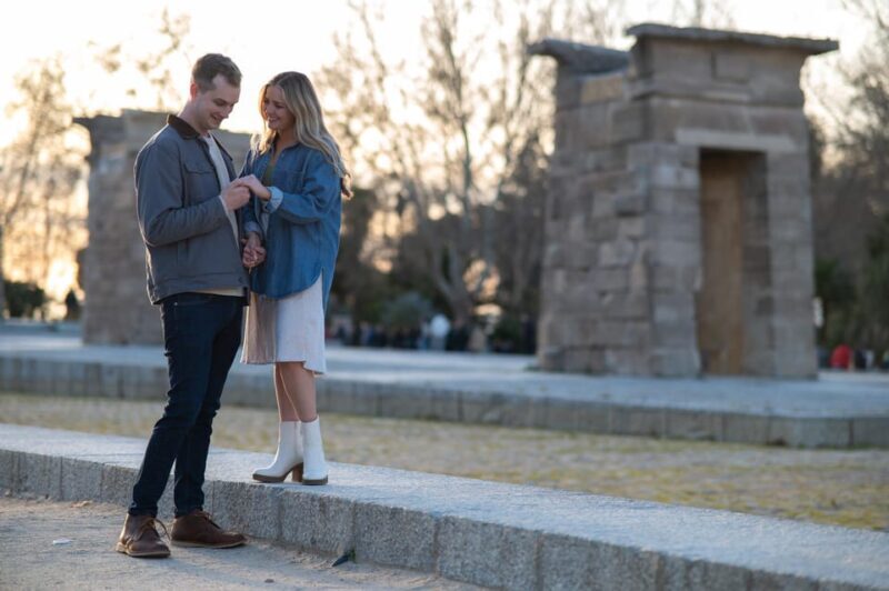 Madrid: Private Photoshoot with a Professional Photographer - Key Points