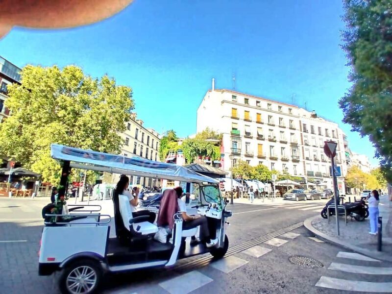 Madrid: Private Tuk-Tuk Tour Highlights - Breakdown of the Itinerary
